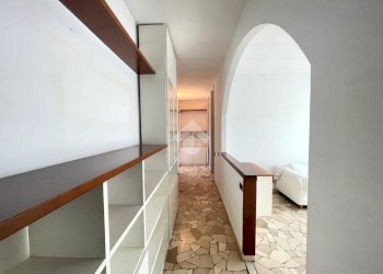 Two-room apartment Via della Liberazione, Peschiera Borromeo - photo 11