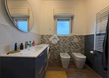 Three-room apartment Corso Europa, Pessano con Bornago - photo 15