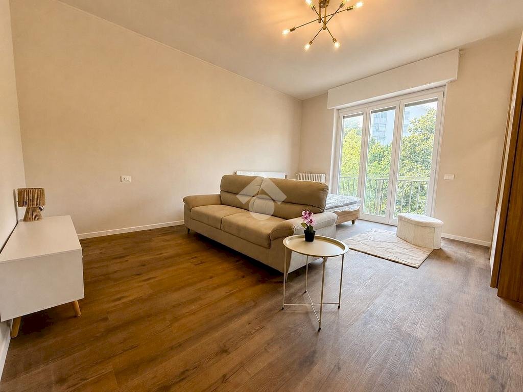 One-room apartment Via Crema, Legnano - photo 1
