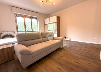 One-room apartment Via Crema, Legnano - photo 2
