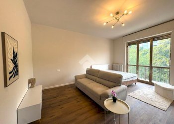 One-room apartment Via Crema, Legnano - photo 3