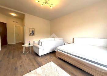 One-room apartment Via Crema, Legnano - photo 13
