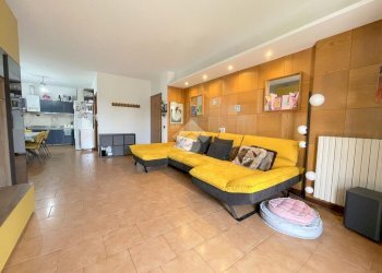 Three-room apartment Via pasubio, Cornaredo - photo 2