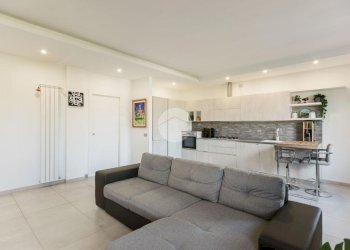 Two-room apartment Via Amatore Sciesa, Bollate - photo 11