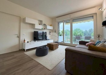 Three-room apartment Corso Europa, Pessano con Bornago - photo 4