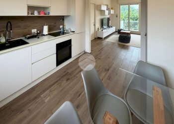 Three-room apartment Corso Europa, Pessano con Bornago - photo 10