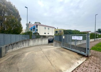 Parking space Via Montello, Rescaldina - photo 7