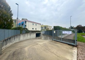 Parking space Via Montello, Rescaldina - photo 10