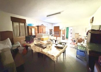 Locale sgombero - Villa Bifamiliare Via Monsignor Schierano, 1, Castell'Alfero - foto 25