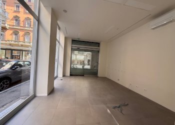 Negozio Bologna (zona Centro Storico) - foto 4