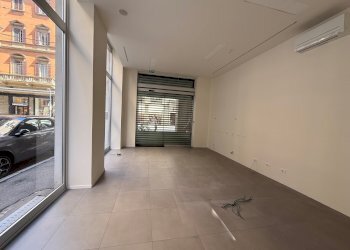 Negozio Bologna (zona Centro Storico) - foto 5