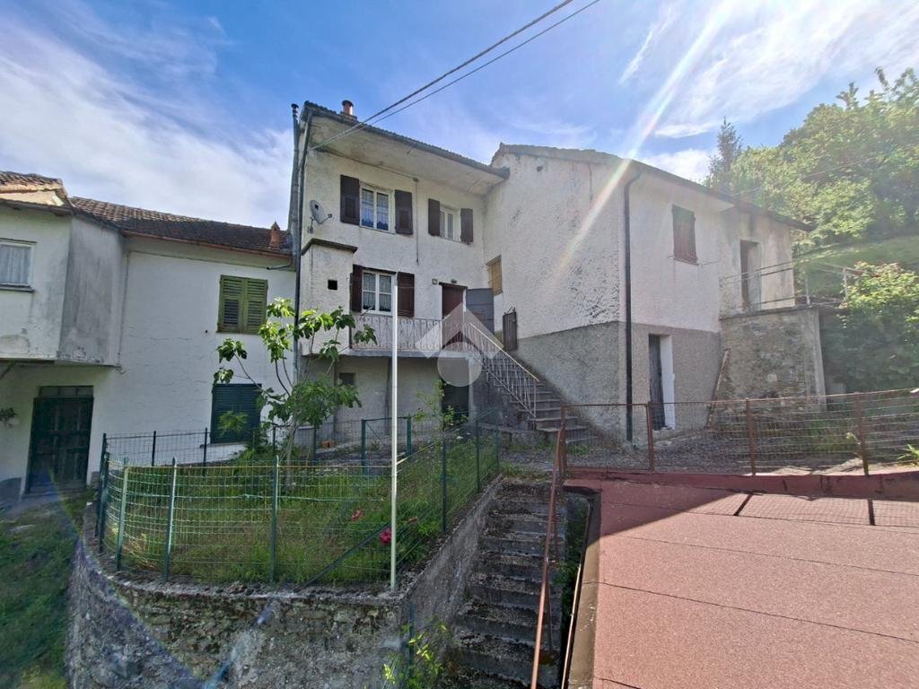 Semi-detached house Località Selva di Vobbia, Vobbia - photo 1