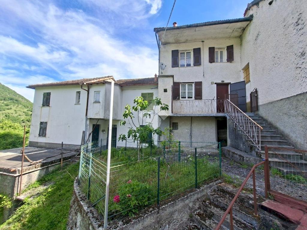 Semi-detached house Località Selva di Vobbia, Vobbia - photo 2