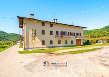 Porzione di casa Piasco - foto 2