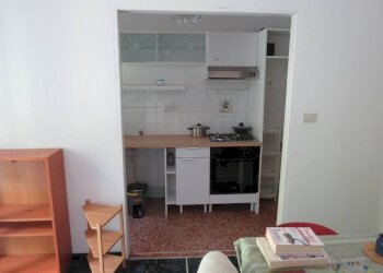 Three-room apartment Via Mario Preve, 21, Genova (neighborhood Castelletto) - photo 8