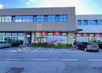 Shop via Don Giulio Carminati, Boltiere - photo 6