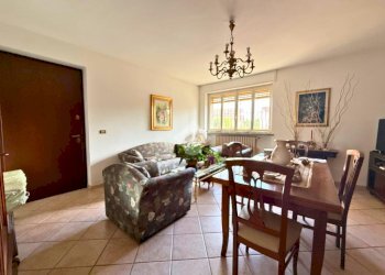 Three-room apartment Via Prarolo, Vercelli - photo 3