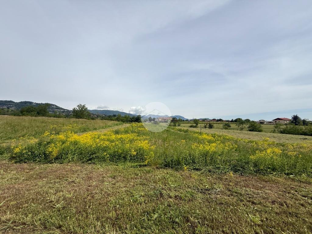 Terreno agricolo Via Lombarda, San Secondo di Pinerolo - foto 1