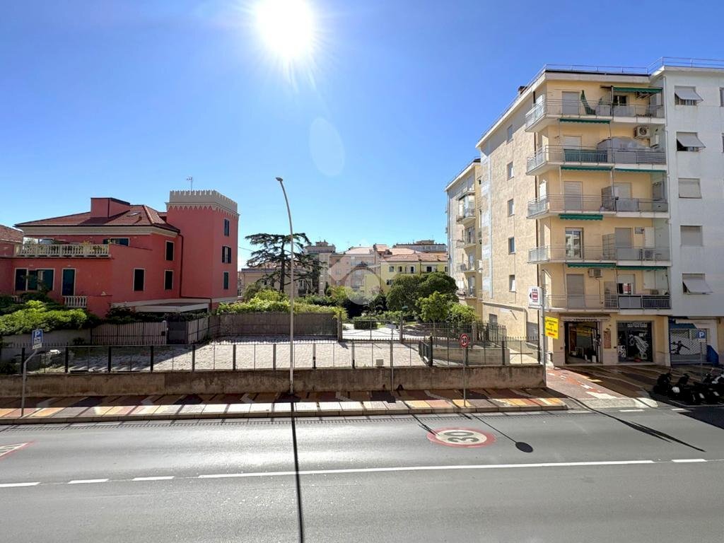 Three-room apartment Via Aurelia, Loano - photo 2