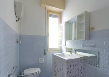 Three-room apartment Via G. Previati, Lavagna - photo 9