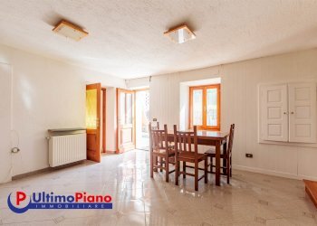 Portion of a house Frazione dialley 27, 27, Aymavilles - photo 5