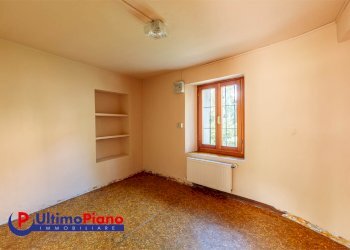 Portion of a house Frazione Dialley 27, Aymavilles - photo 33