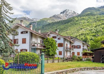 GIARDINO COMUNE - Three-room apartment Frazione Plan Felinaz 48, Charvensod - photo 38