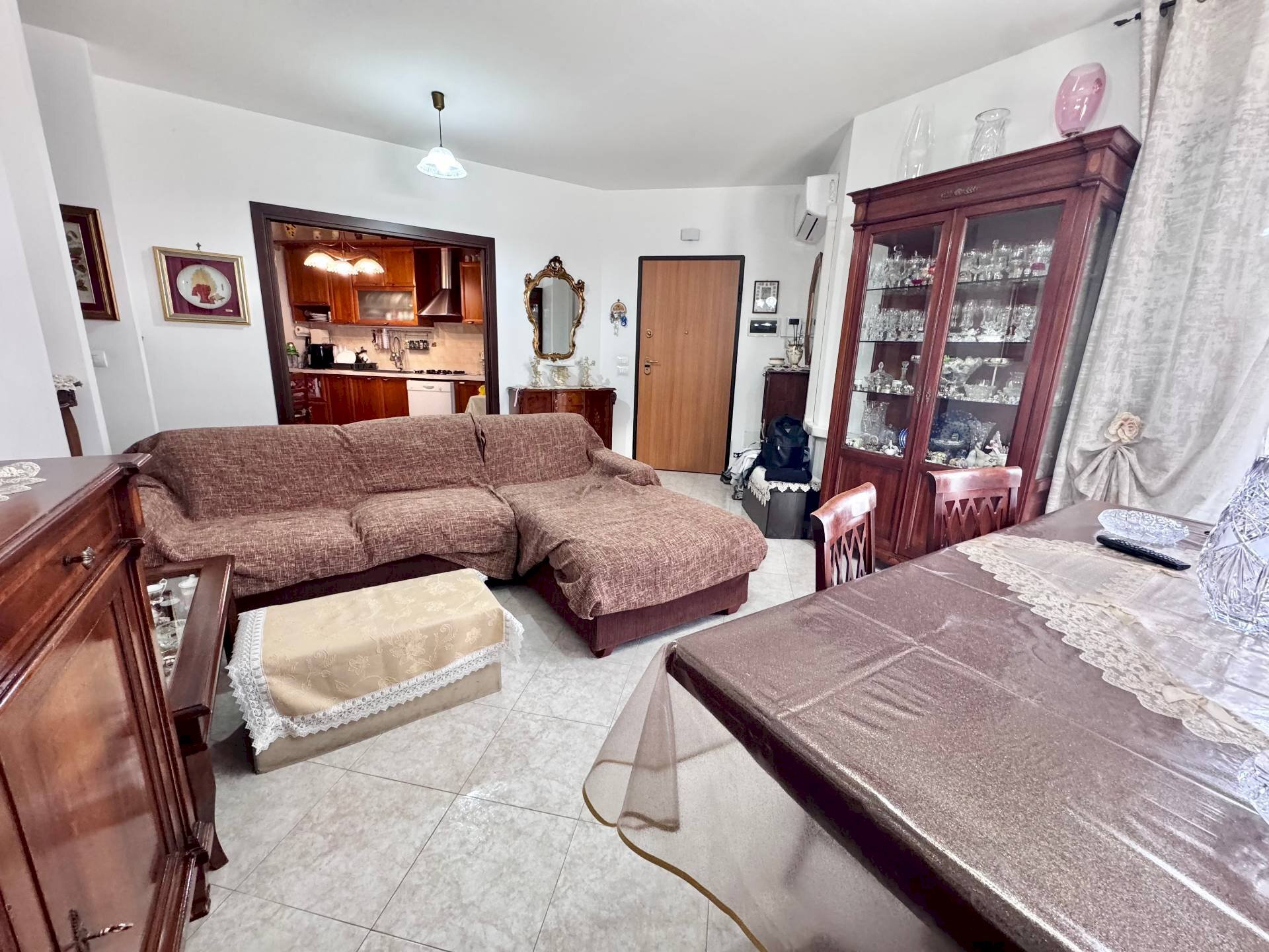 Foto 2 - Four-room apartment Via Roccazzo
94, Palermo - photo 2