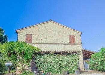 Foto 4 - Rustic contrada cantagallo
 
2, Altidona - photo 4