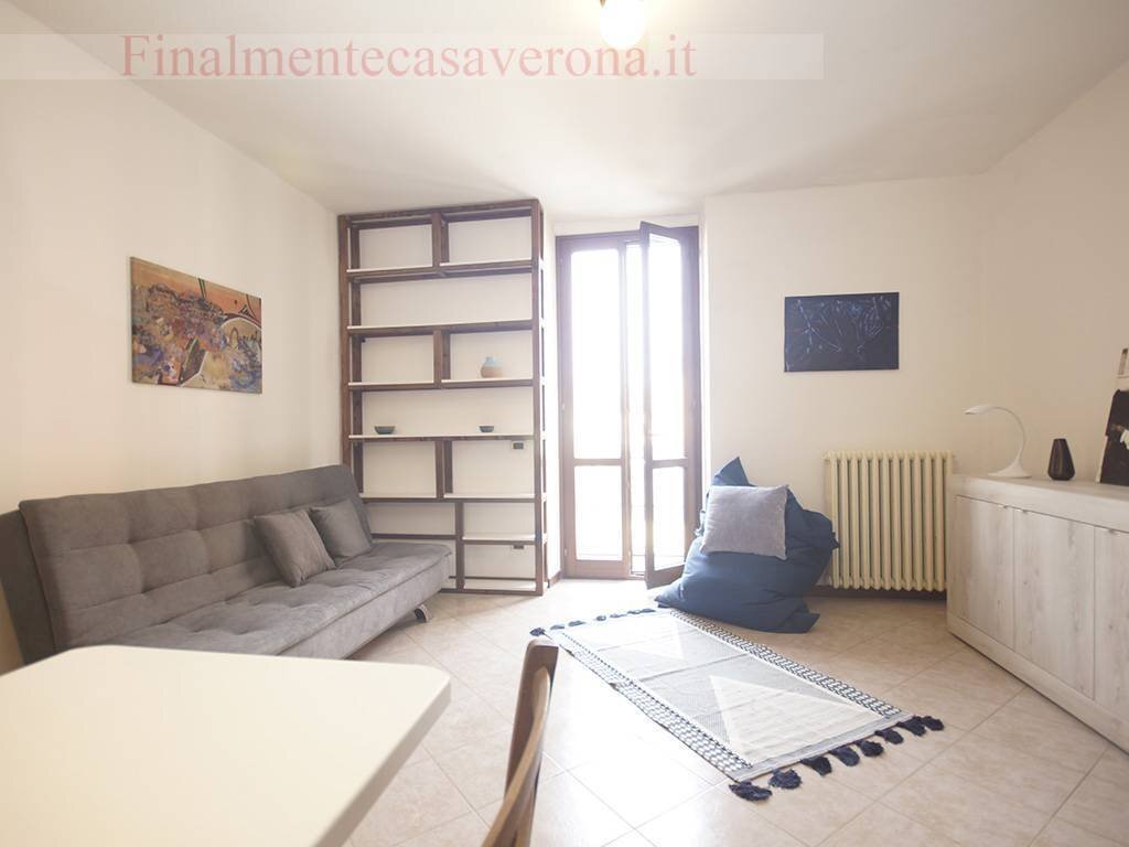 zona giorno - One-room apartment Via Badile
 
45, Verona - photo 1
