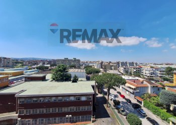 Edificio all\'aperto - Quadrilocale Via Antonio Meucci
 
5, Casavatore - foto 1