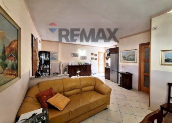 Soggiorno - Three-room apartment via Luigi Perosi
 
41, Acerra - photo 5