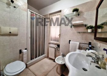 Bagno - Three-room apartment via Luigi Perosi
 
41, Acerra - photo 7