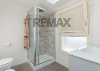 Bagno - Bilocale Via Pola
 
77, Caronno Pertusella - foto 14