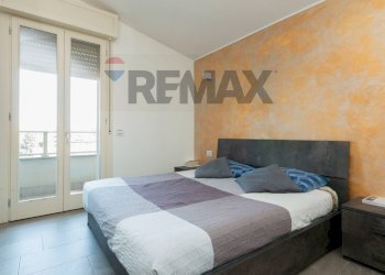 Camera / camera da letto - Bilocale Via Pola
 
77, Caronno Pertusella - foto 17