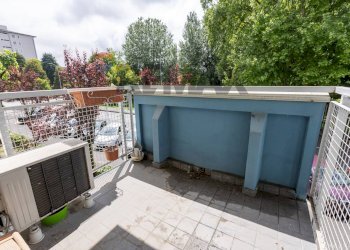 Balcone - Four-room apartment Via Togliatti
17, Locate di Triulzi - photo 7