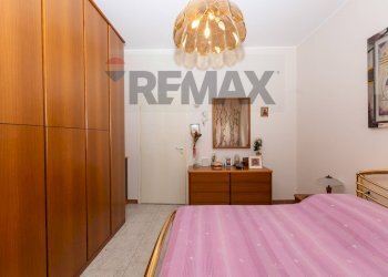 Camera matrimoniale - Four-room apartment Via Togliatti
17, Locate di Triulzi - photo 22