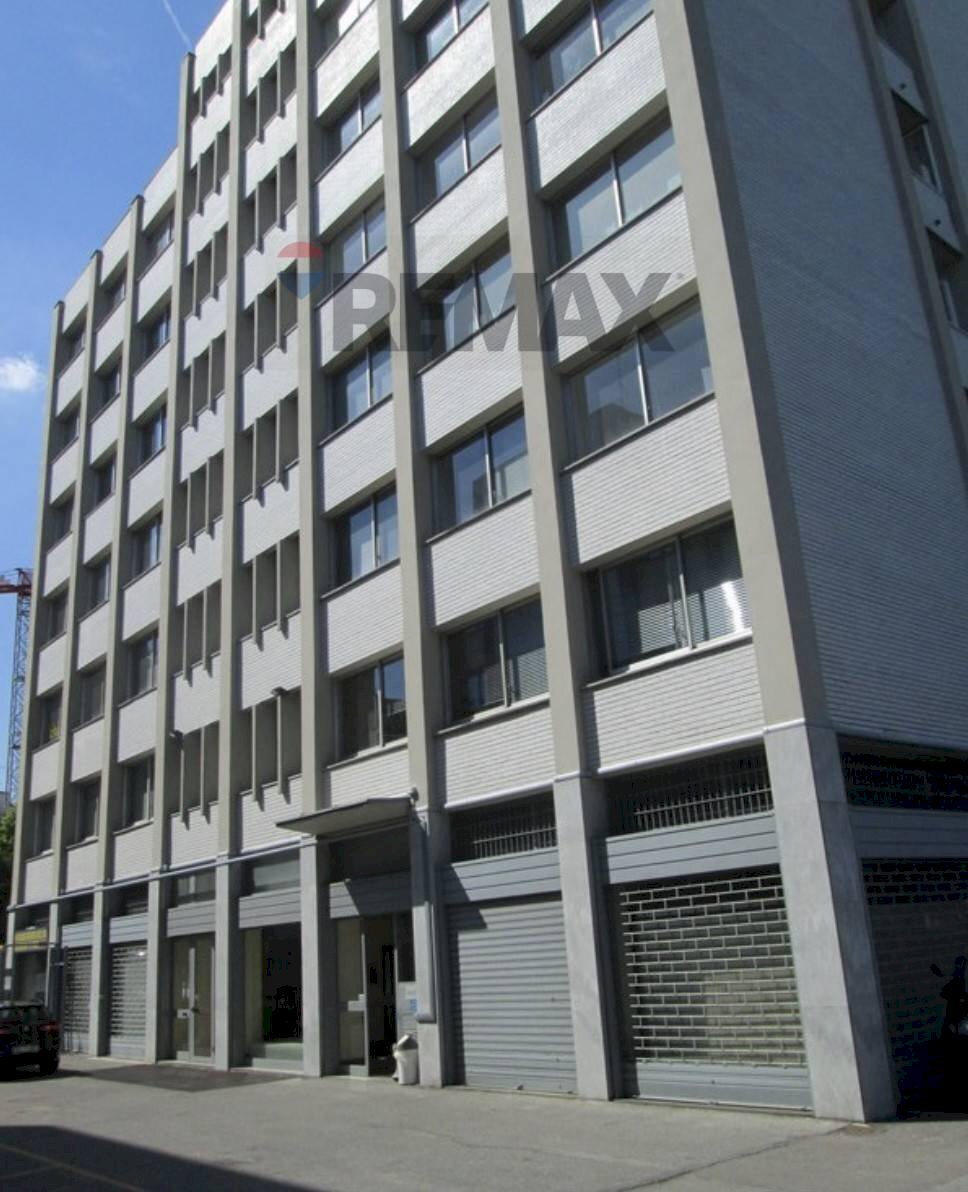 Edificio all\'aperto - Ufficio Via Valassina
 
24, Milano - foto 1