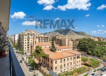 Vista Panoramica Balcone Salone - Apartment Via Terrasanta
58, Palermo - photo 1