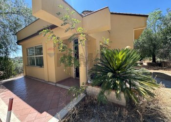 Casa all\'aperto - Villa Contrada Niscima
 
snc, Caltanissetta - photo 8