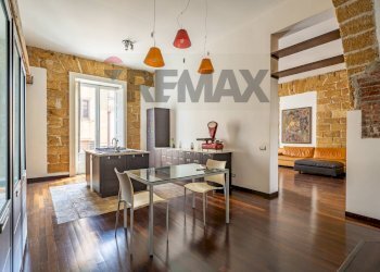 Sala da pranzo - Semi-detached house Via Alloro
 
3, Palermo - photo 13