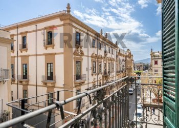 Balcone - Semi-detached house Via Alloro
 
3, Palermo - photo 15