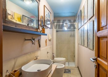 Bagno - Semi-detached house Via Alloro
 
3, Palermo - photo 20