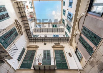 Corte interna - Semi-detached house Via Alloro
 
3, Palermo - photo 30