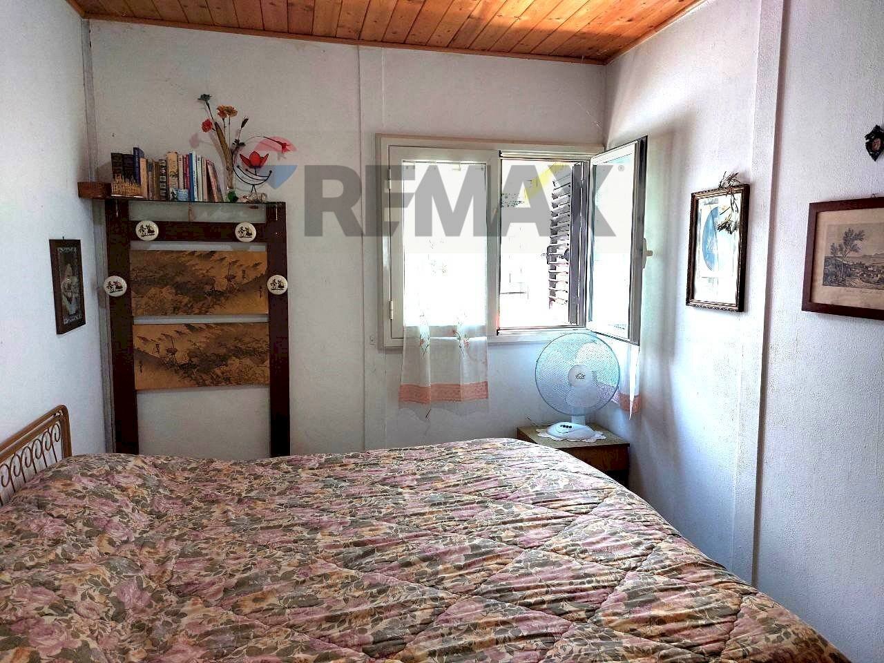 Camera / camera da letto - Villa Via Alloro
13, Carini - foto 2