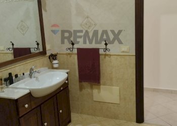 Bagno - Appartamento via Serradifalco
 
22, Bagheria - foto 3