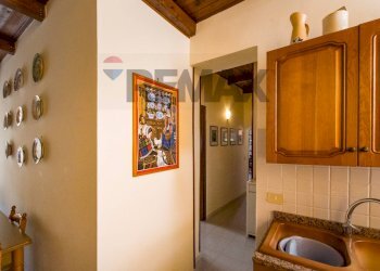 Cucina - Semi-detached house Viale Giunone
 
1, Palermo - photo 12