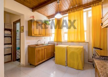 Cucina - Semi-detached house Viale Giunone
 
1, Palermo - photo 27