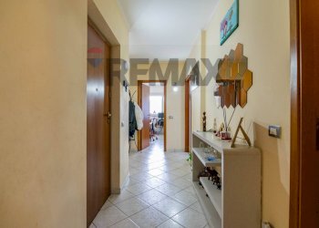 Hall / corridoio - Four-room apartment Via Carlo Sada
 
13, Giarre - photo 4