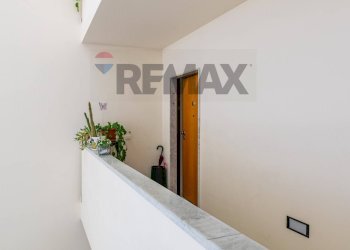 Hall / corridoio - Four-room apartment Via Carlo Sada
 
13, Giarre - photo 28